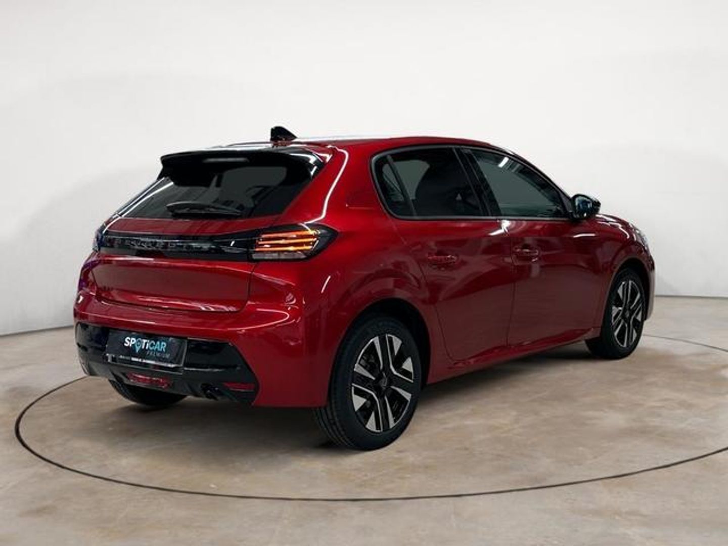Peugeot 208 Allure Hybrid eDCS6 81 kW (110 CV)