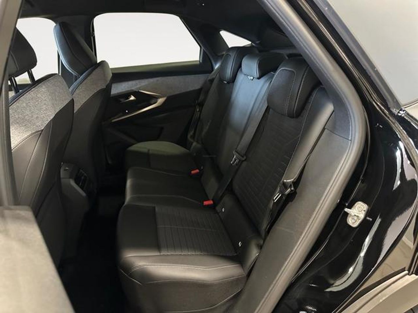 Peugeot 3008 Allure Hybrid eDCS6 100 kW (136 CV)