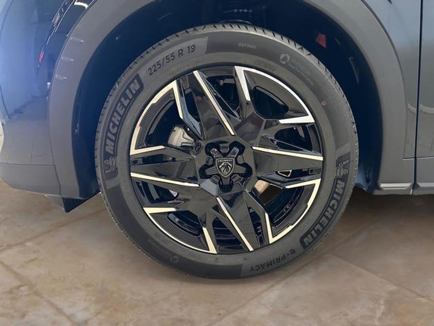 Peugeot 3008 Allure Hybrid eDCS6 100 kW (136 CV)