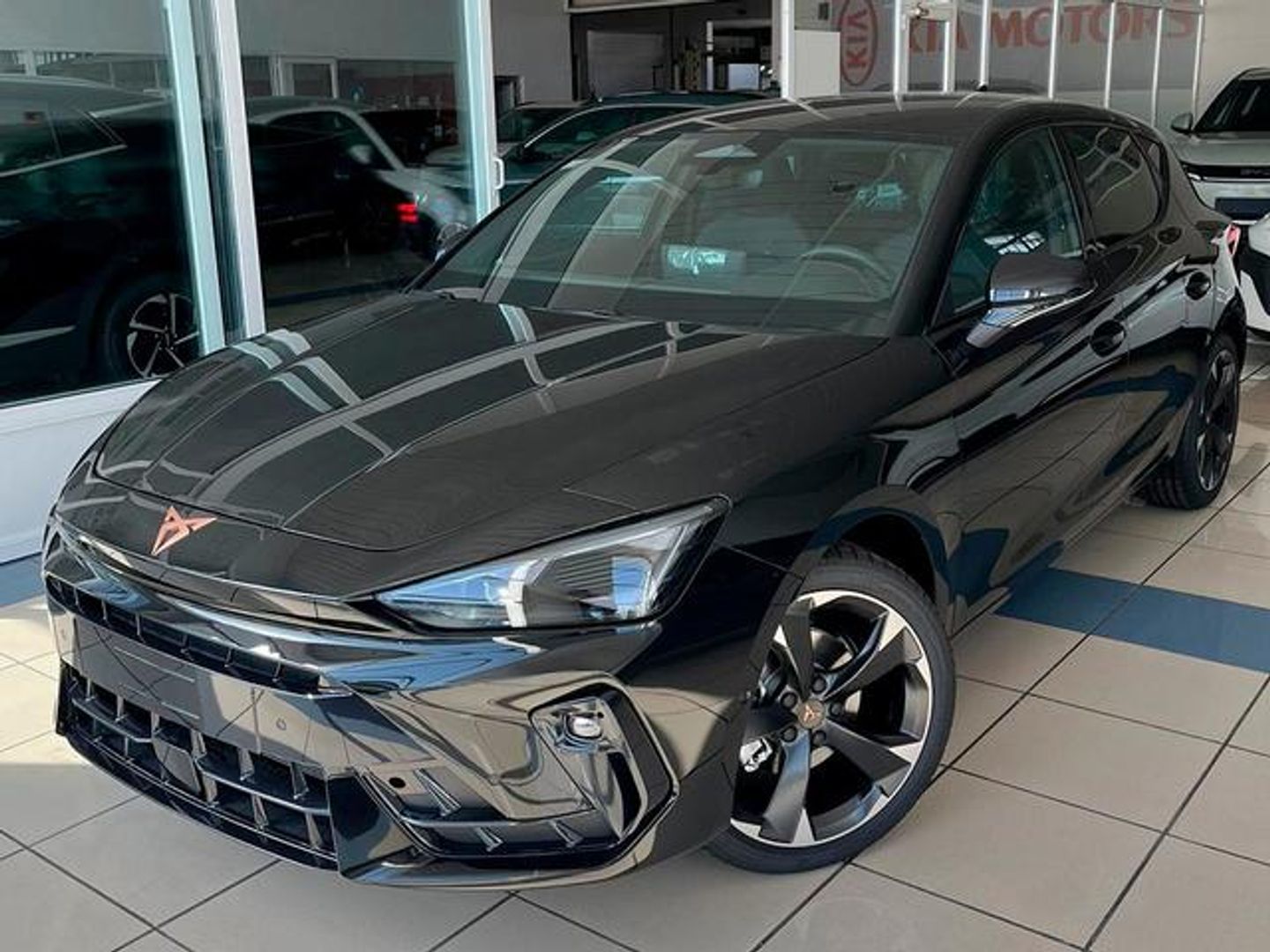 CUPRA León 1.5 eTSI DSG 110 kW (150 CV) Negro Sedan