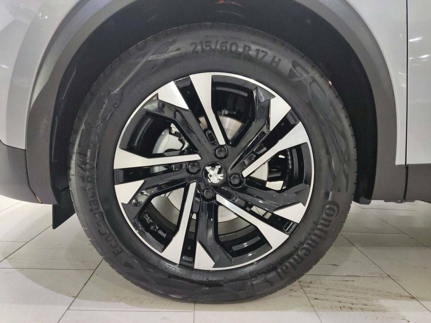 Peugeot 2008 PureTech 100 S&S Allure Pack 75 kW (100 CV)