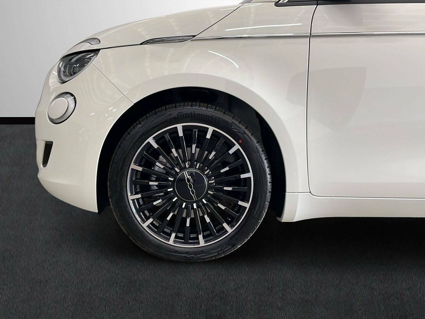 Fiat 500 Electrico Hb 320km laPrima 85 kW (118 CV)