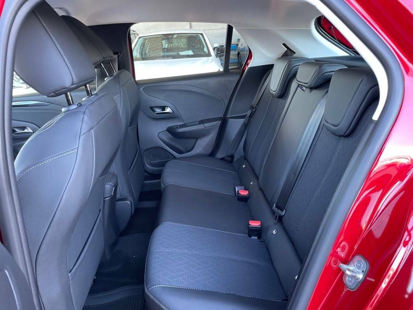 Opel Corsa-e 50kWh Elegance-e 100 kW (136 CV)
