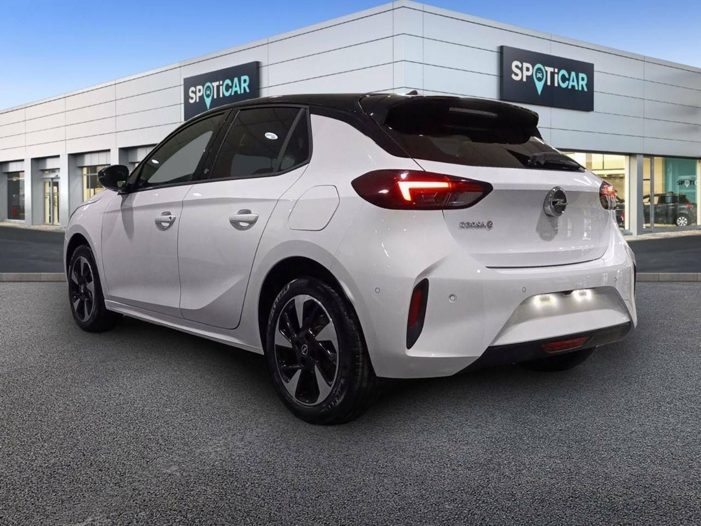 Opel Corsa-e 50kWh GS 100 kW (136 CV)