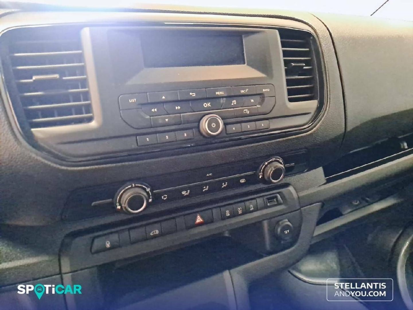 Peugeot Expert Furgon BlueHDi 120 S&S Standard 88 kW (120 CV)