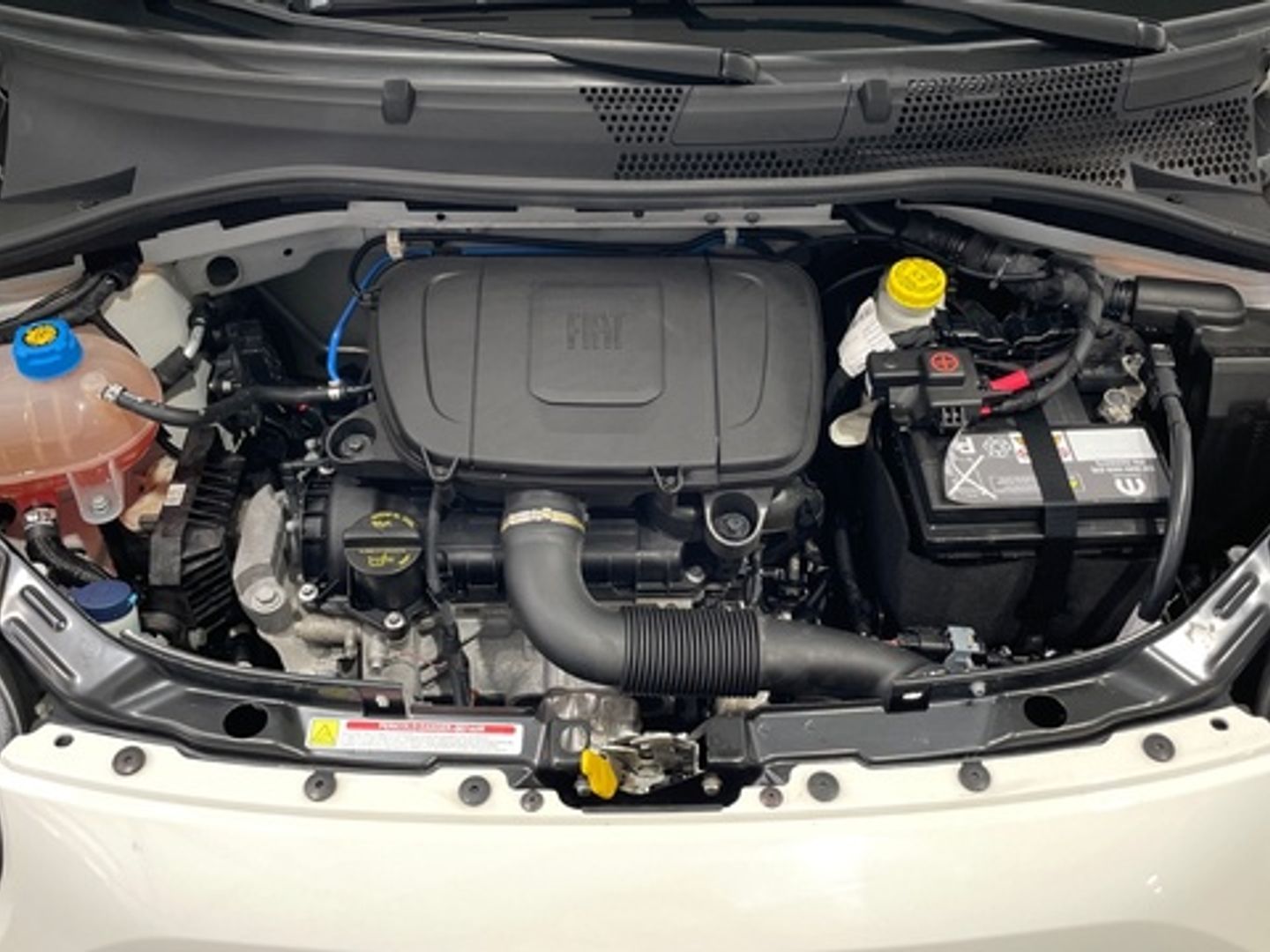 Fiat 500 1.0 Hybrid Dolcevita 51 kW (70 CV)