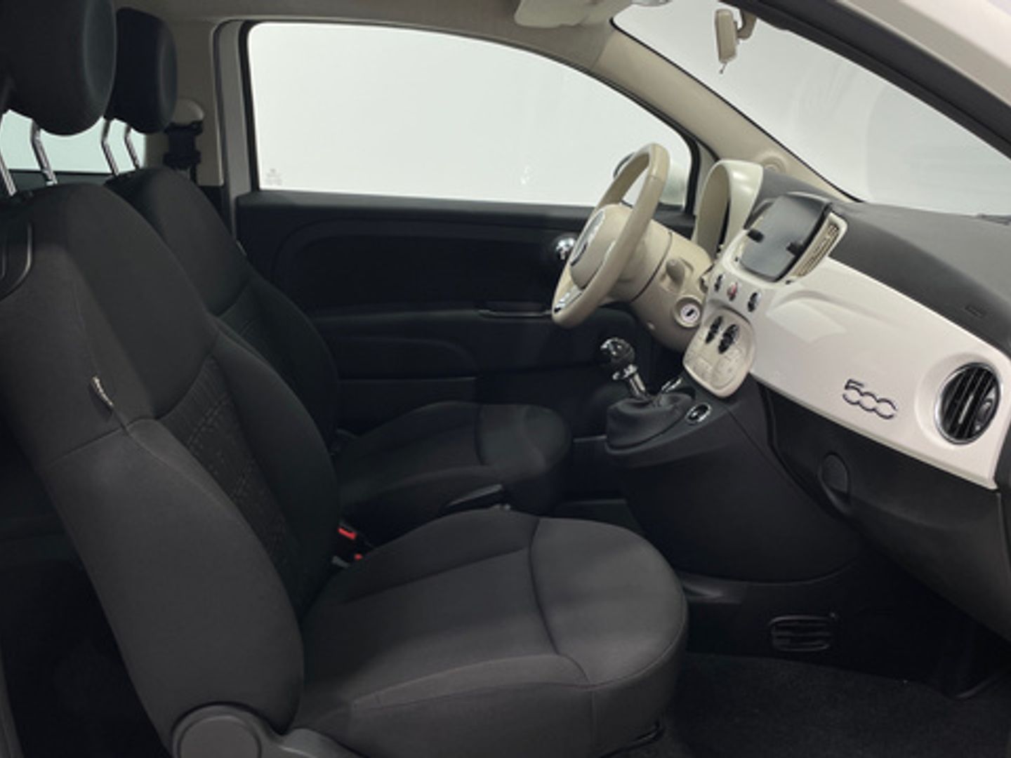 Fiat 500 1.0 Hybrid Dolcevita 51 kW (70 CV)