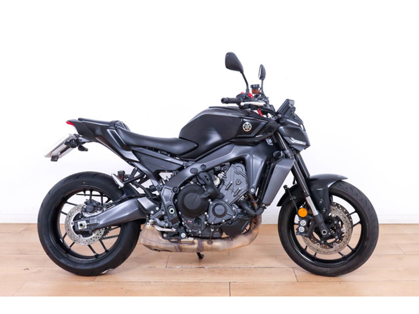 Yamaha MT -09 Negro Motorcycle