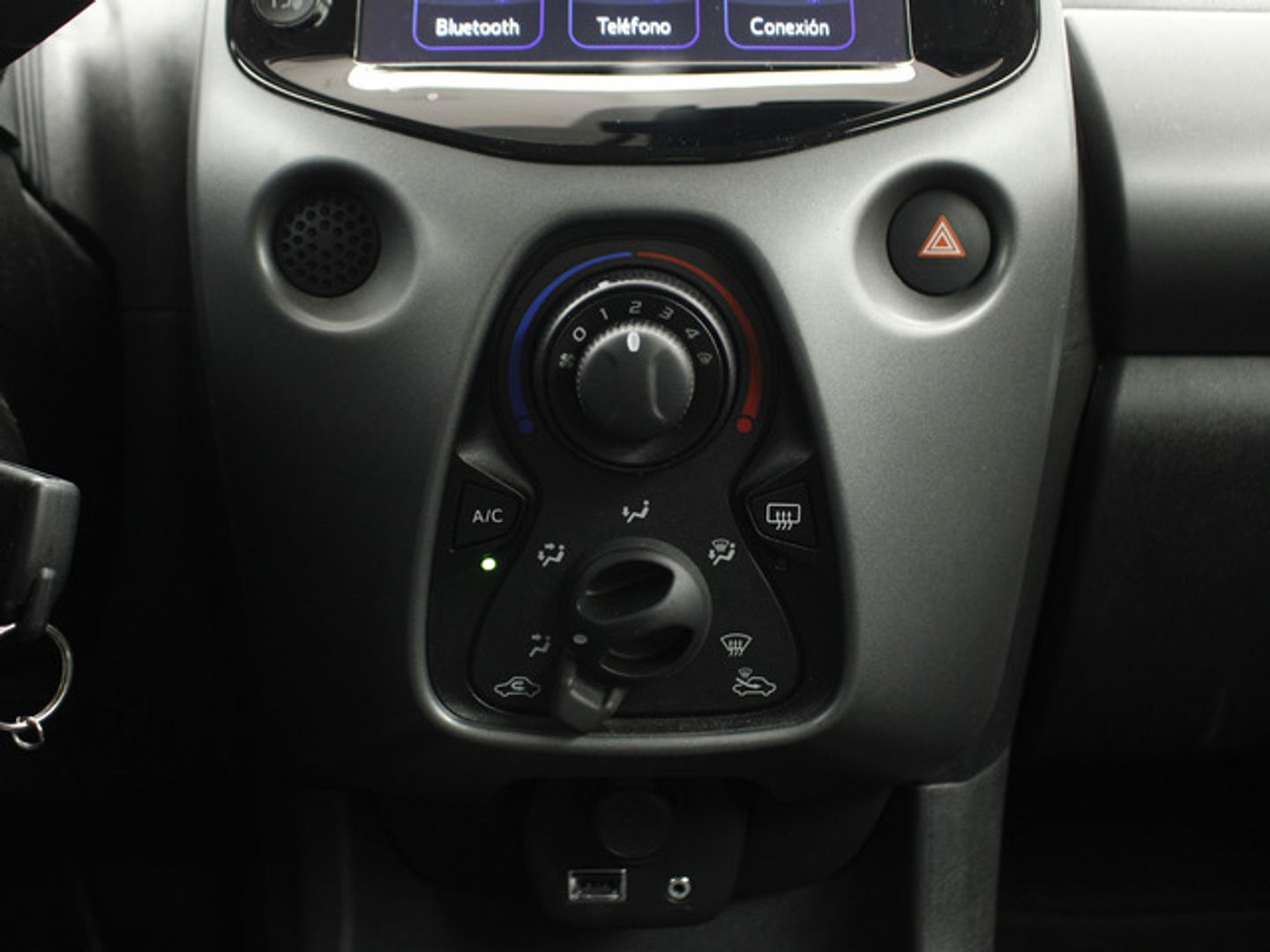 Toyota Aygo 1.0 70 x-play X-Shift 53 kW (72 CV)