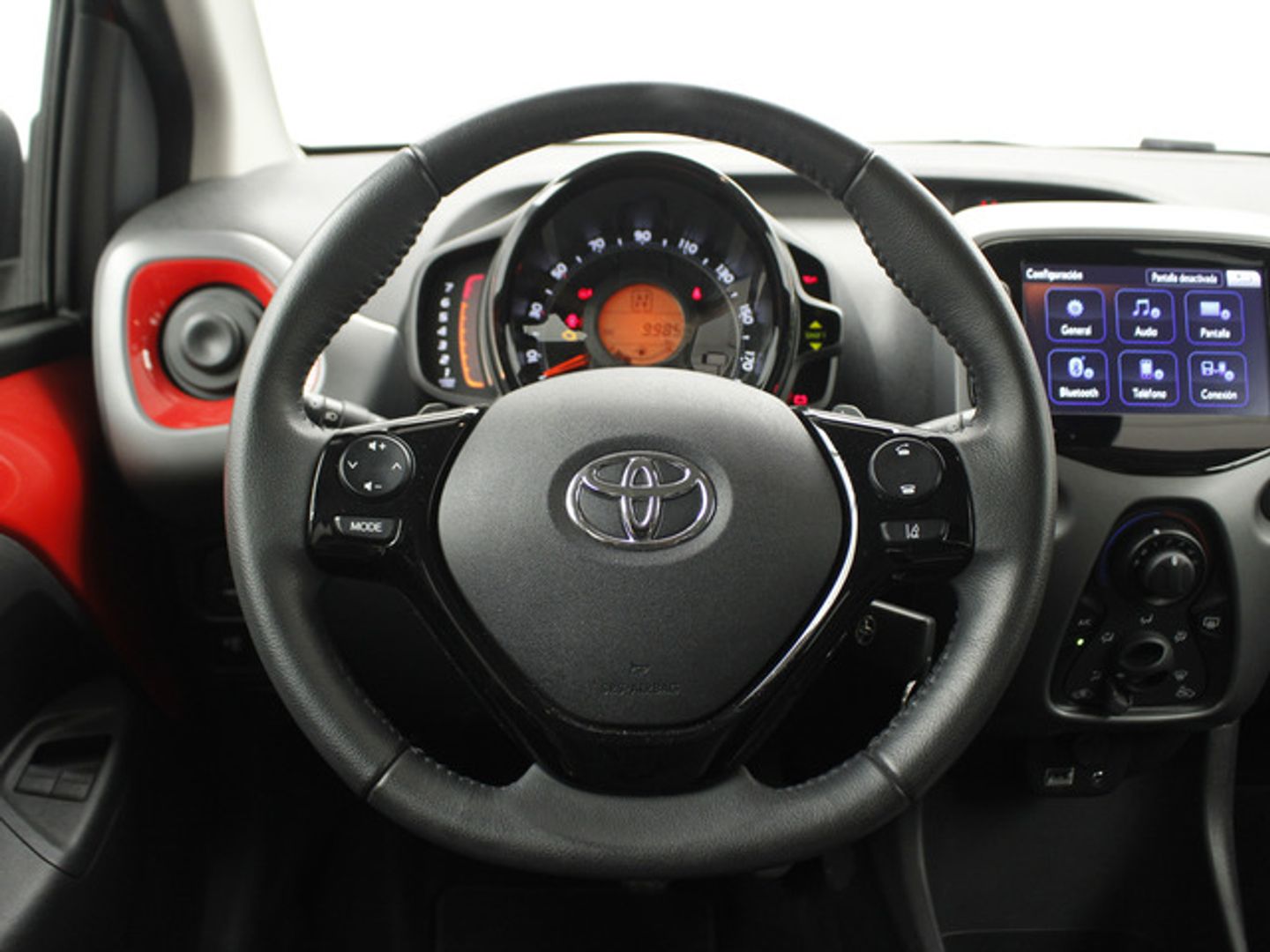 Toyota Aygo 1.0 70 x-play X-Shift 53 kW (72 CV)