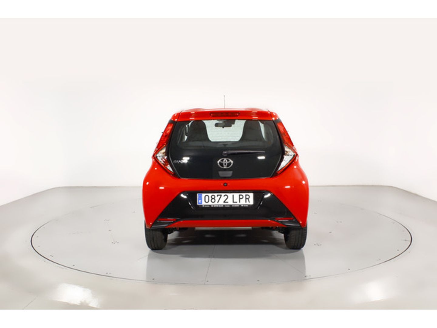 Toyota Aygo 1.0 70 x-play X-Shift 53 kW (72 CV)