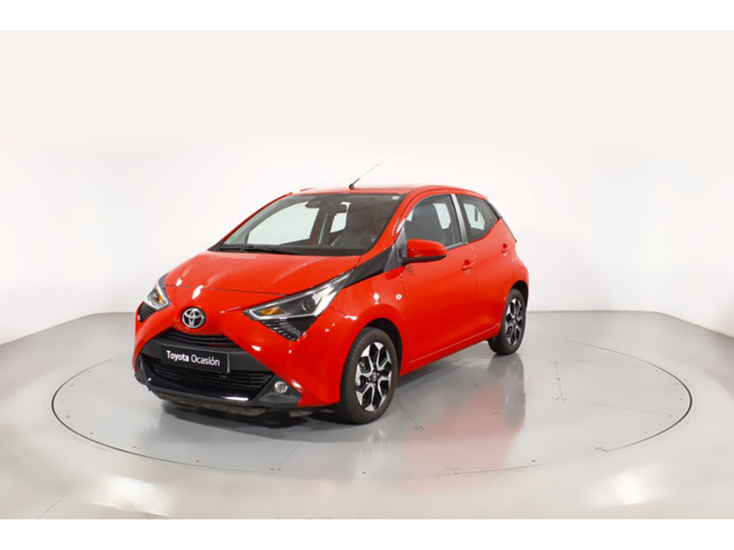 Toyota Aygo 1.0 70 x-play X-Shift 53 kW (72 CV)