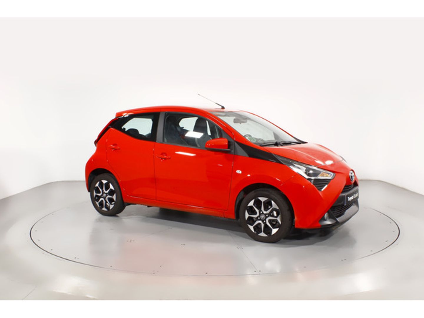 Toyota Aygo 1.0 70 x-play X-Shift 53 kW (72 CV)