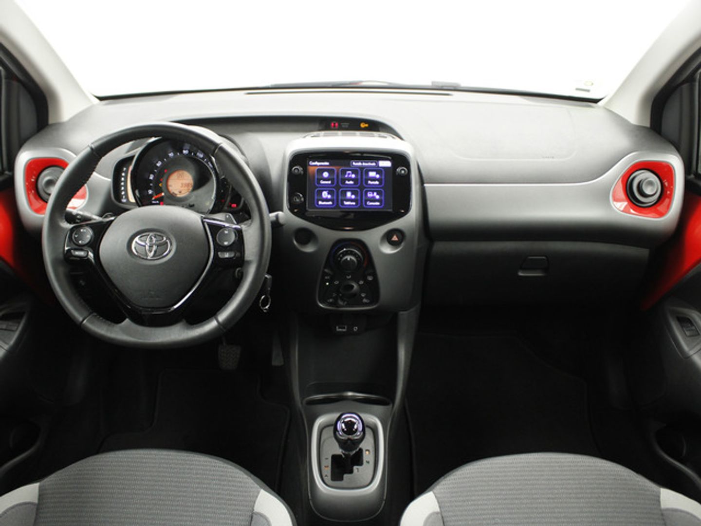 Toyota Aygo 1.0 70 x-play X-Shift 53 kW (72 CV)