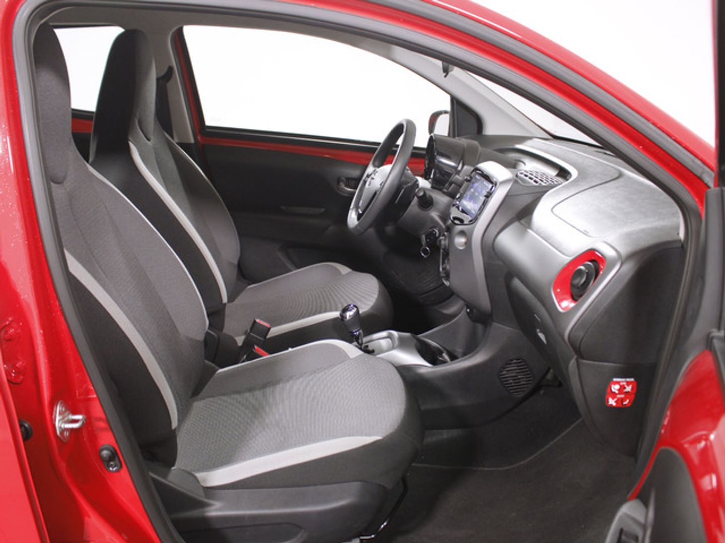 Toyota Aygo 1.0 70 x-play X-Shift 53 kW (72 CV)