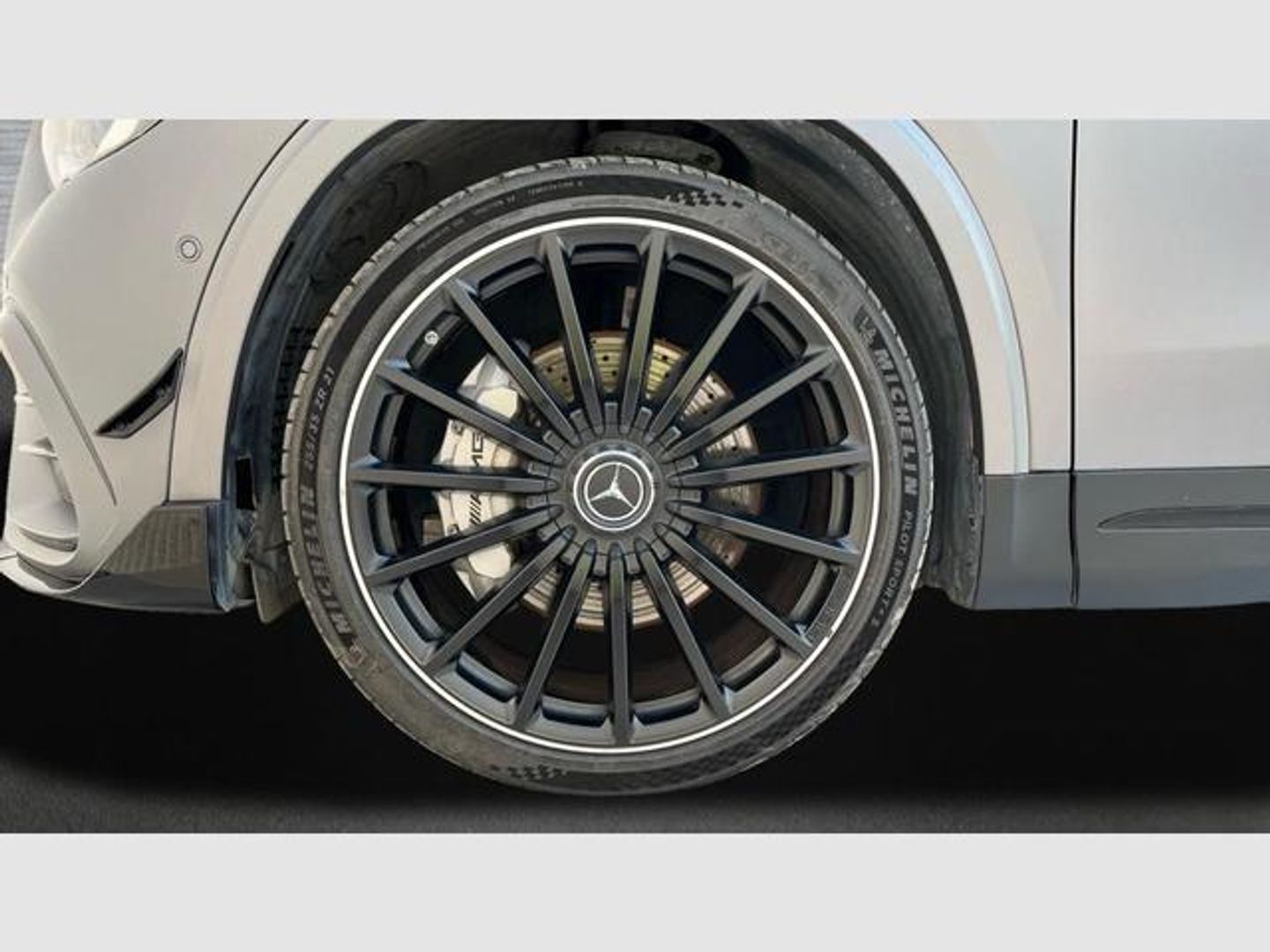Mercedes-Benz GLA GLA 35 AMG 4MATIC 225 kW (306 CV)
