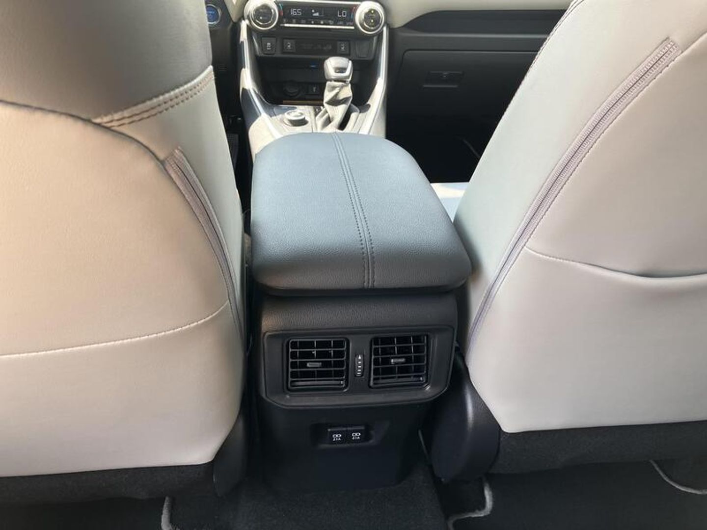 Toyota Rav4 2.5l hybrid Luxury 4WD 163 kW (222 CV)