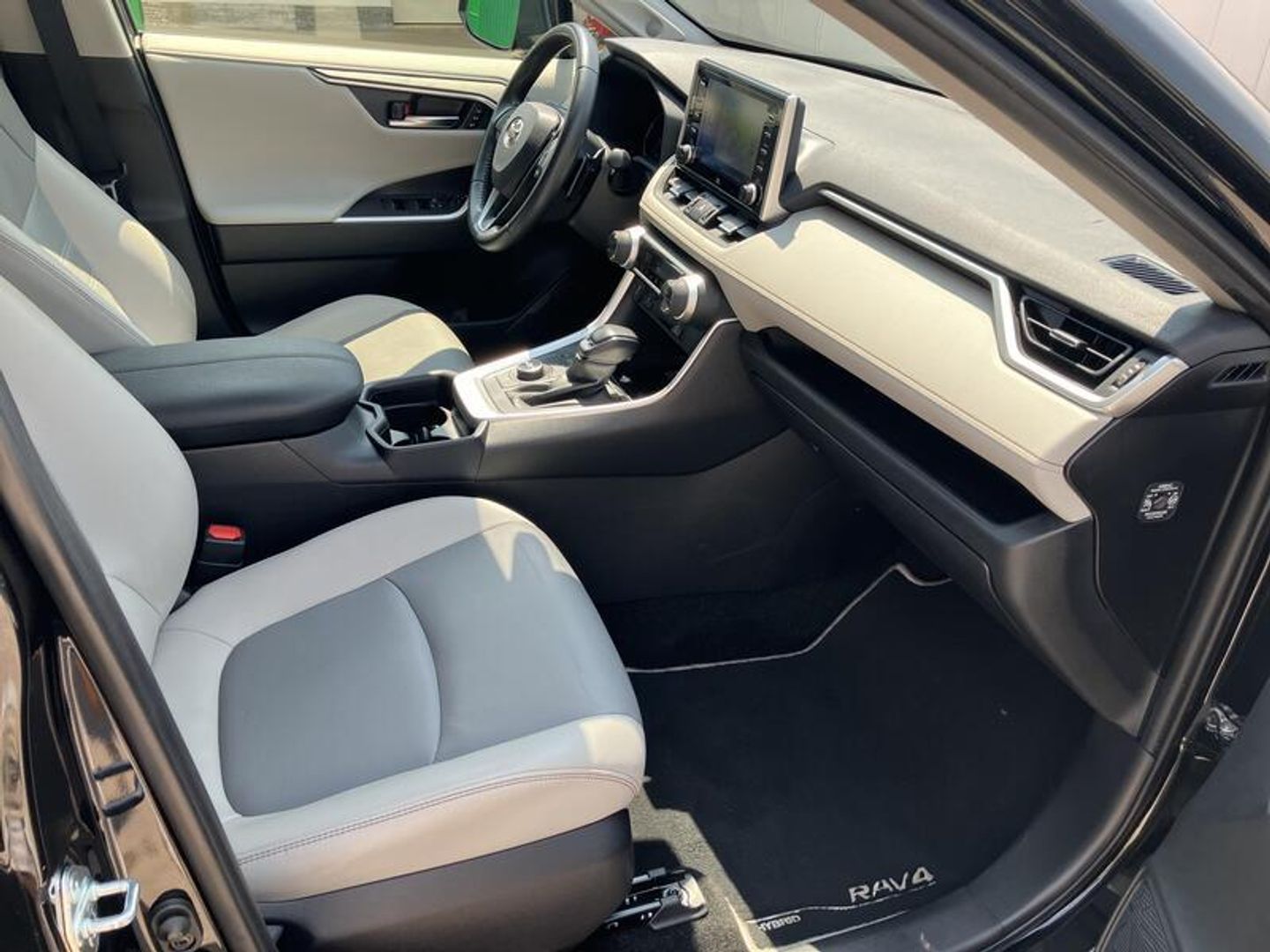 Toyota Rav4 2.5l hybrid Luxury 4WD 163 kW (222 CV)