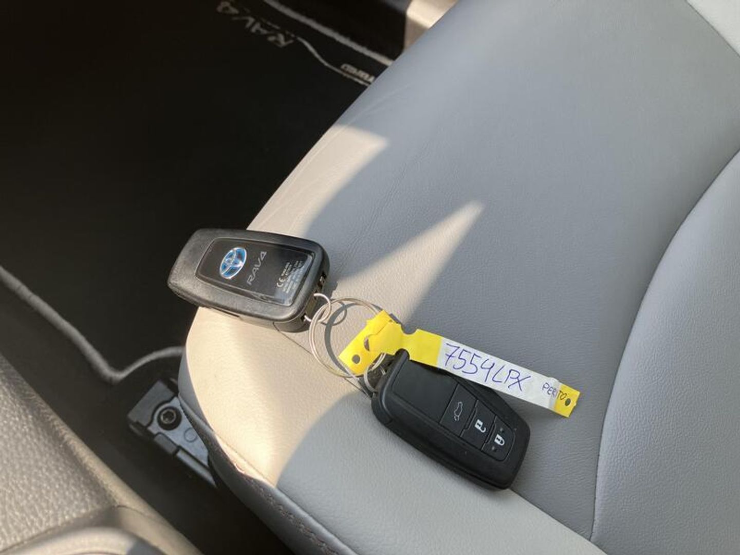 Toyota Rav4 2.5l hybrid Luxury 4WD 163 kW (222 CV)