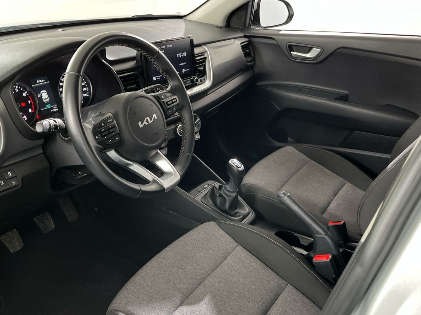Kia Stonic 1.0 T-GDi MHEV MT Concept 74 kW (100 CV)