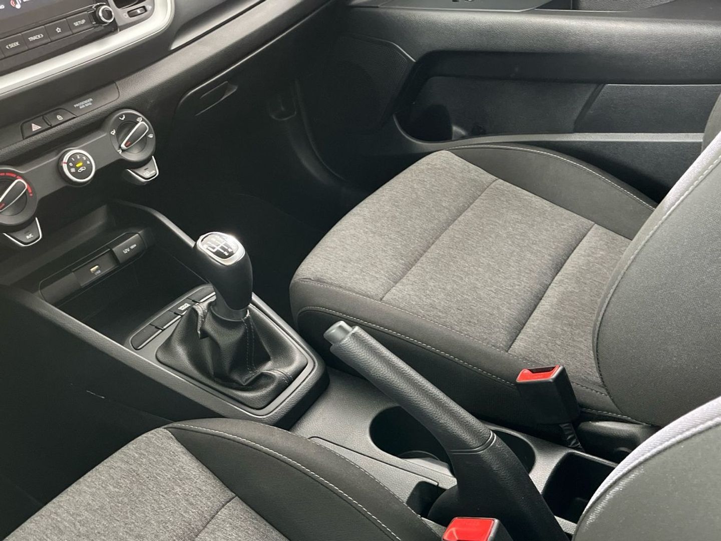 Kia Stonic 1.0 T-GDi MHEV MT Concept 74 kW (100 CV)