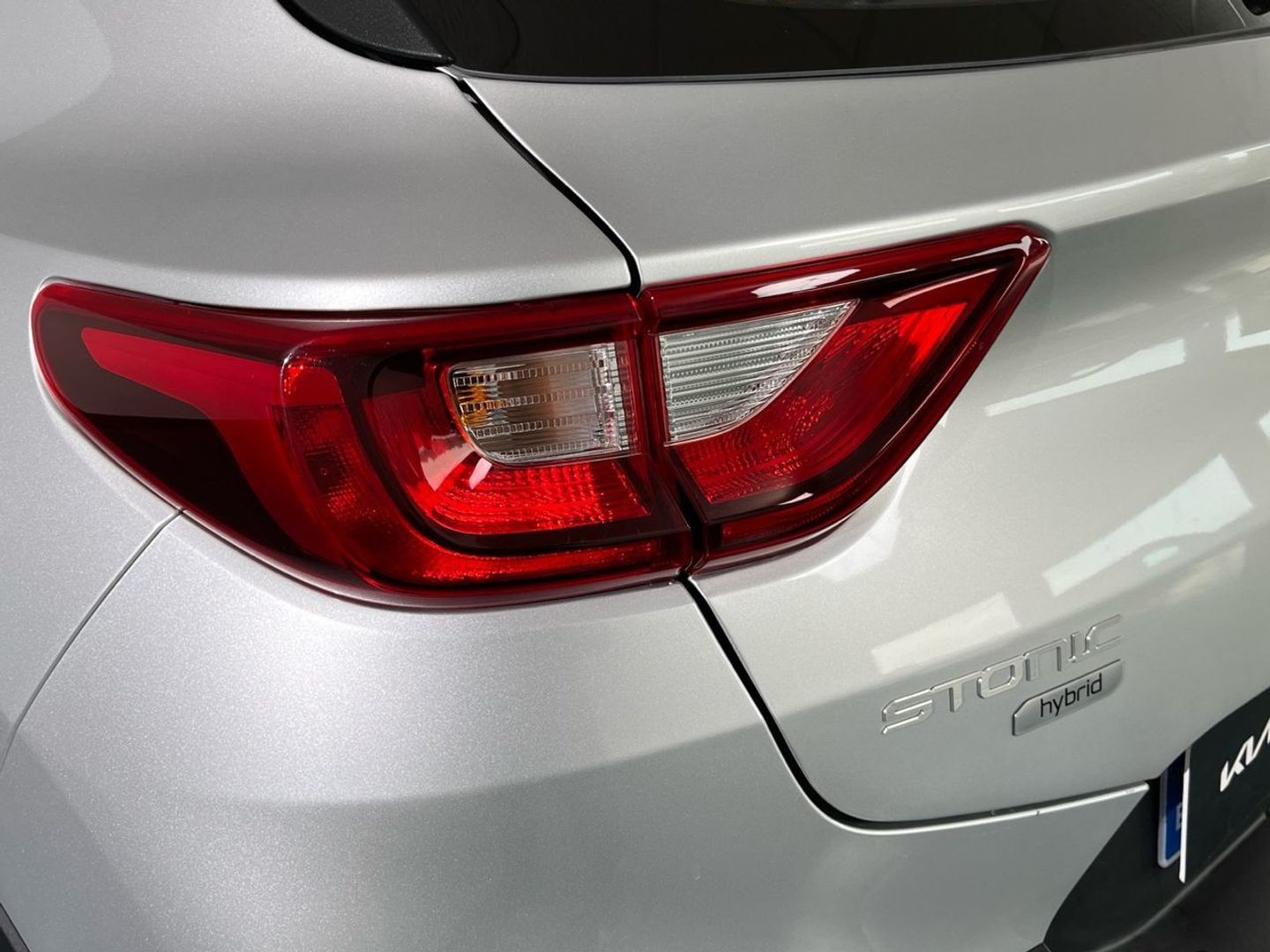 Kia Stonic 1.0 T-GDi MHEV MT Concept 74 kW (100 CV)