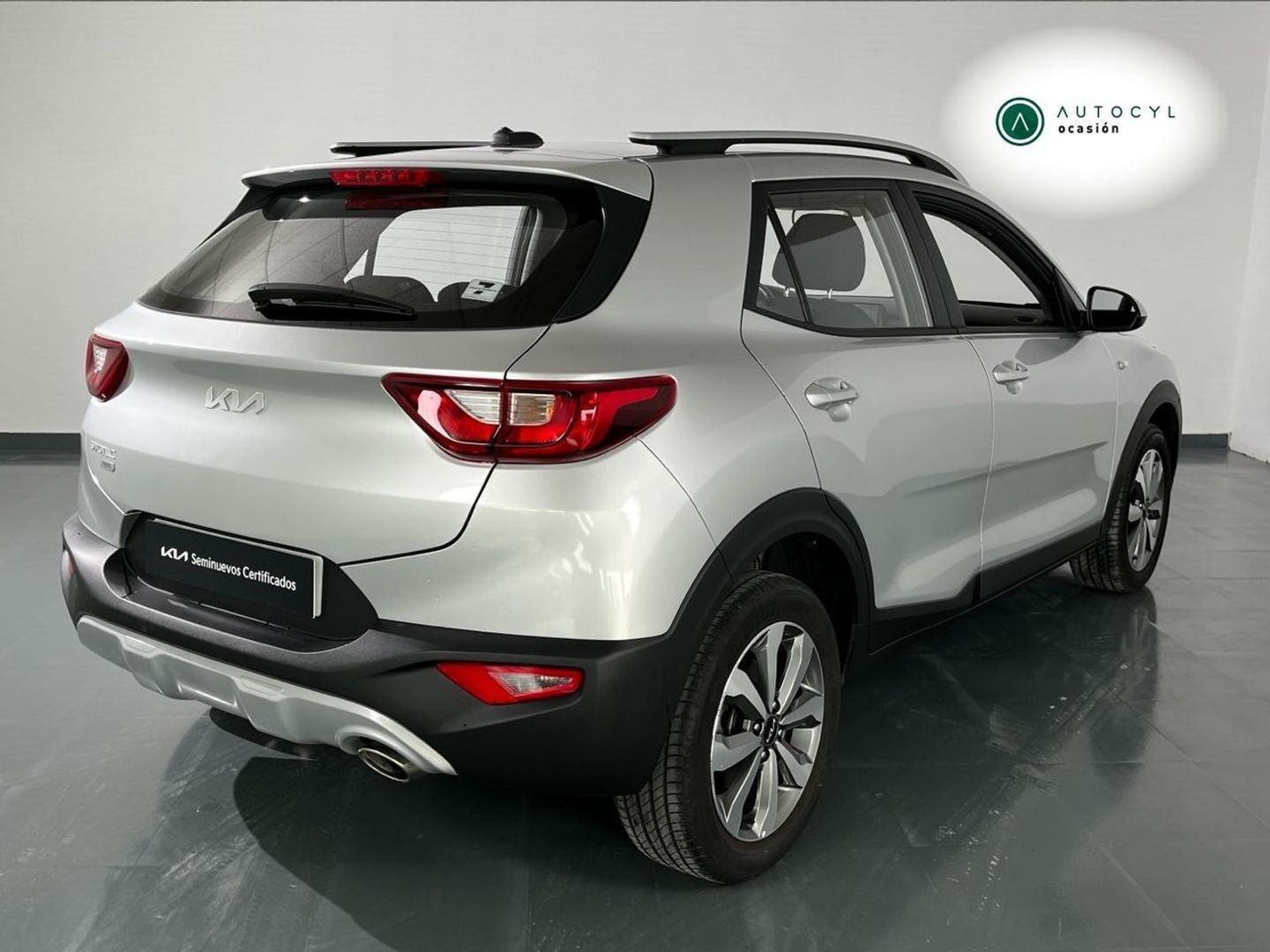 Kia Stonic 1.0 T-GDi MHEV MT Concept 74 kW (100 CV)
