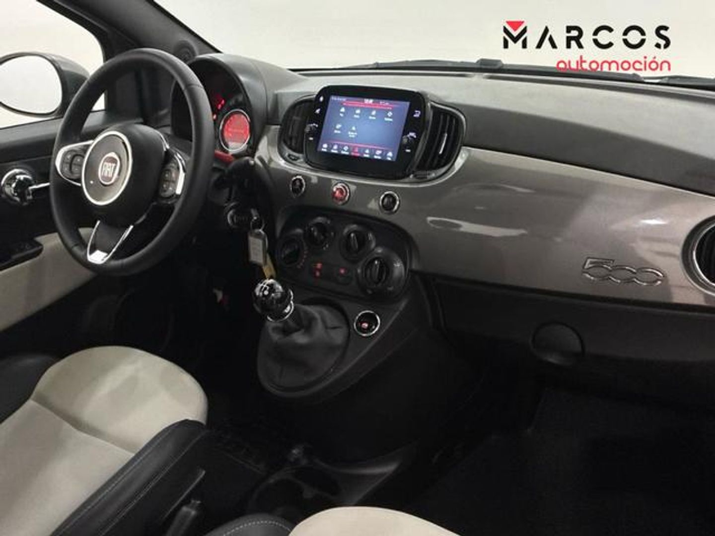Fiat 500 1.0 Hybrid Dolcevita 51 kW (70 CV)