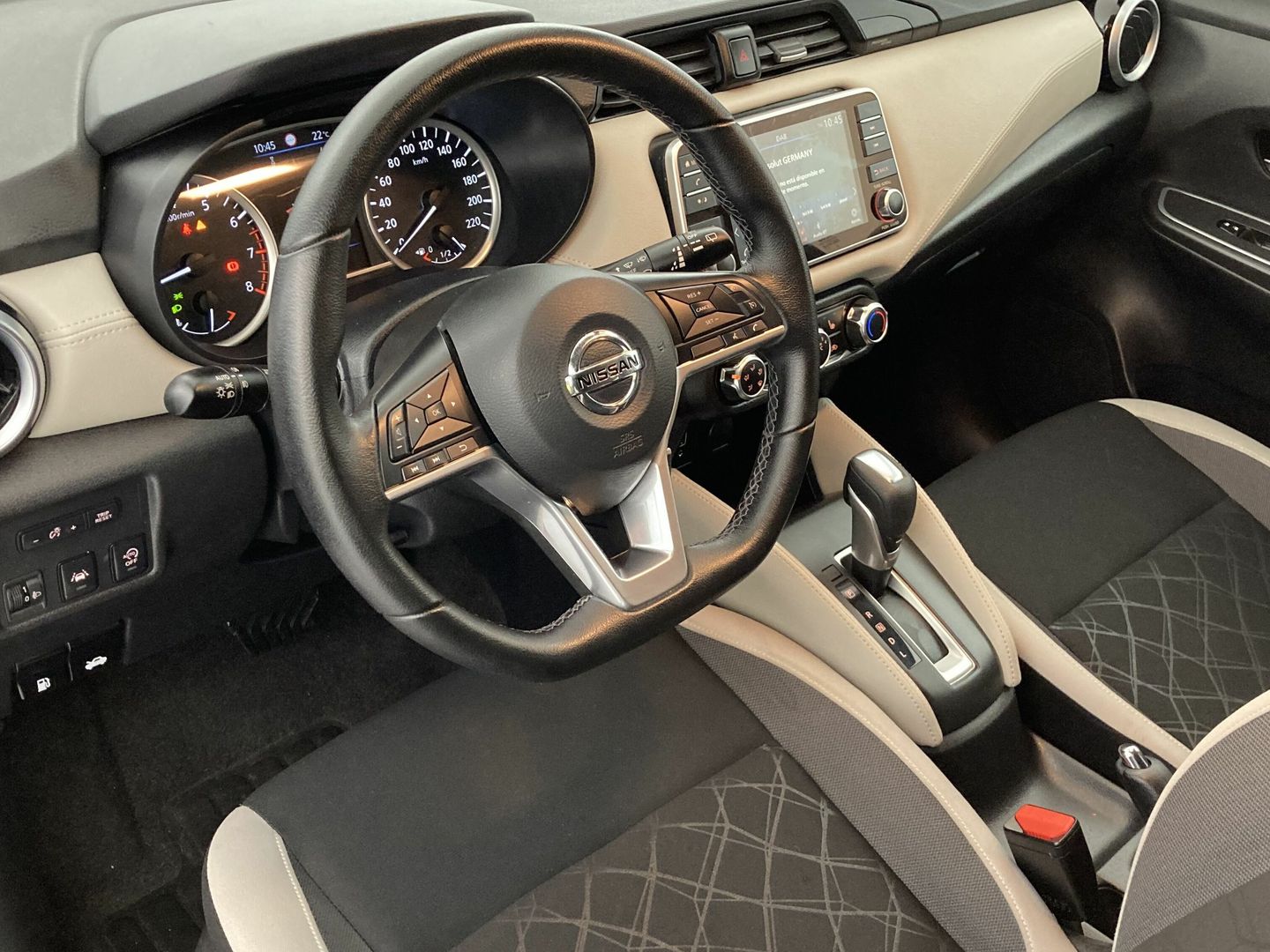 Nissan Micra IG-T N-Design Black CVT 68 kW (92 CV)