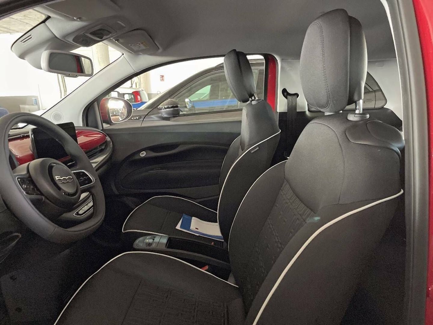 Fiat 500 Electrico Monotrim 320km 87 kW (118 CV)
