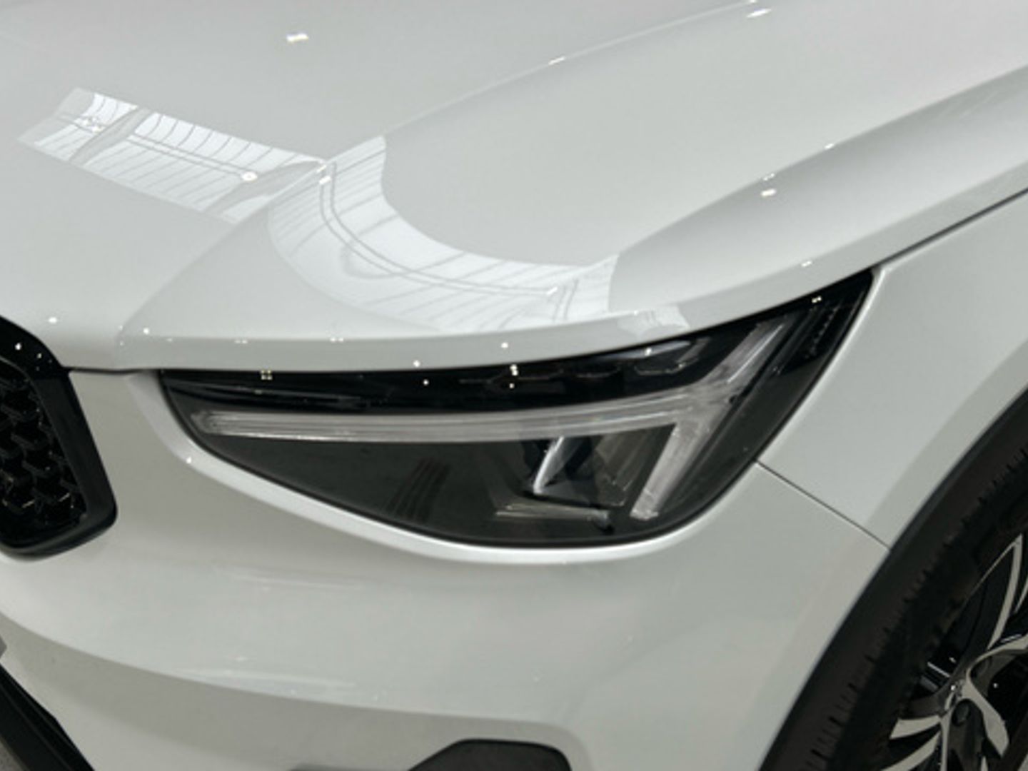 Volvo XC40 B3 G Plus Dark Auto 120 kW (163 CV)