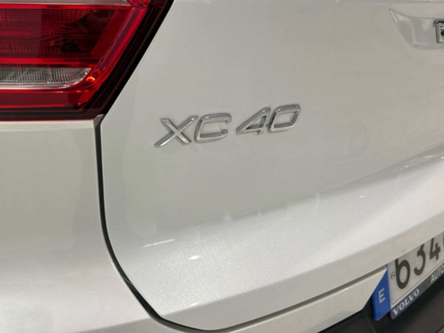 Volvo XC40 B3 G Plus Dark Auto 120 kW (163 CV)