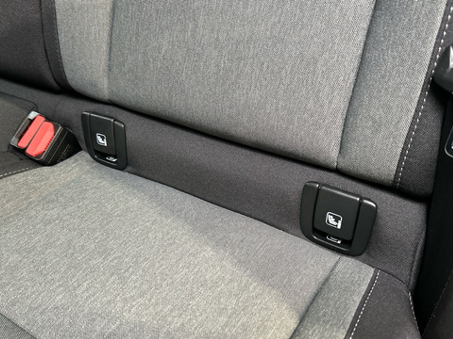 Volvo XC40 B3 G Plus Dark Auto 120 kW (163 CV)