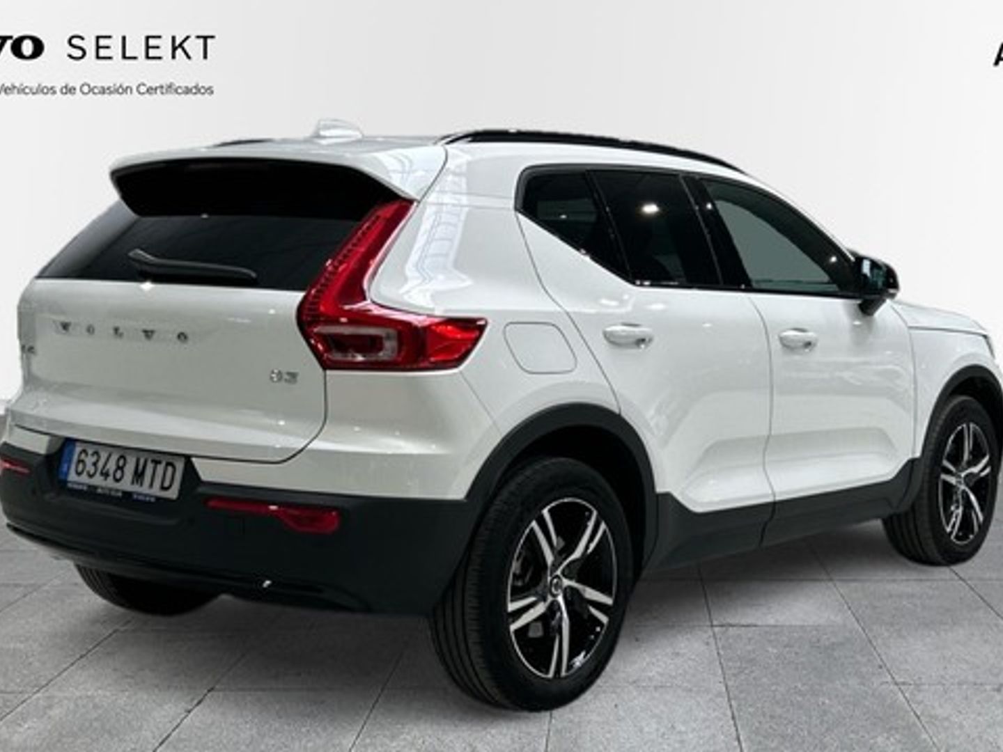 Volvo XC40 B3 G Plus Dark Auto 120 kW (163 CV)