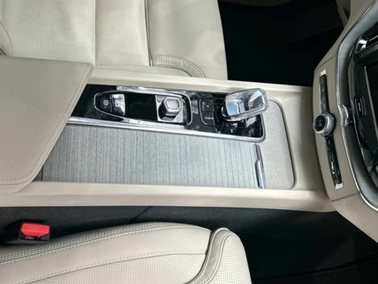 Volvo XC60 T6 Recharge Ultimate Dark AWD Auto 257 kW (350 CV)