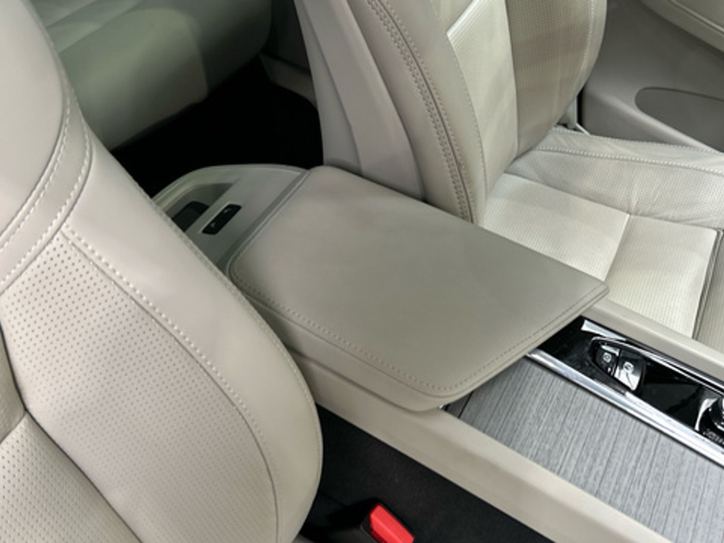 Volvo XC60 T6 Recharge Ultimate Dark AWD Auto 257 kW (350 CV)