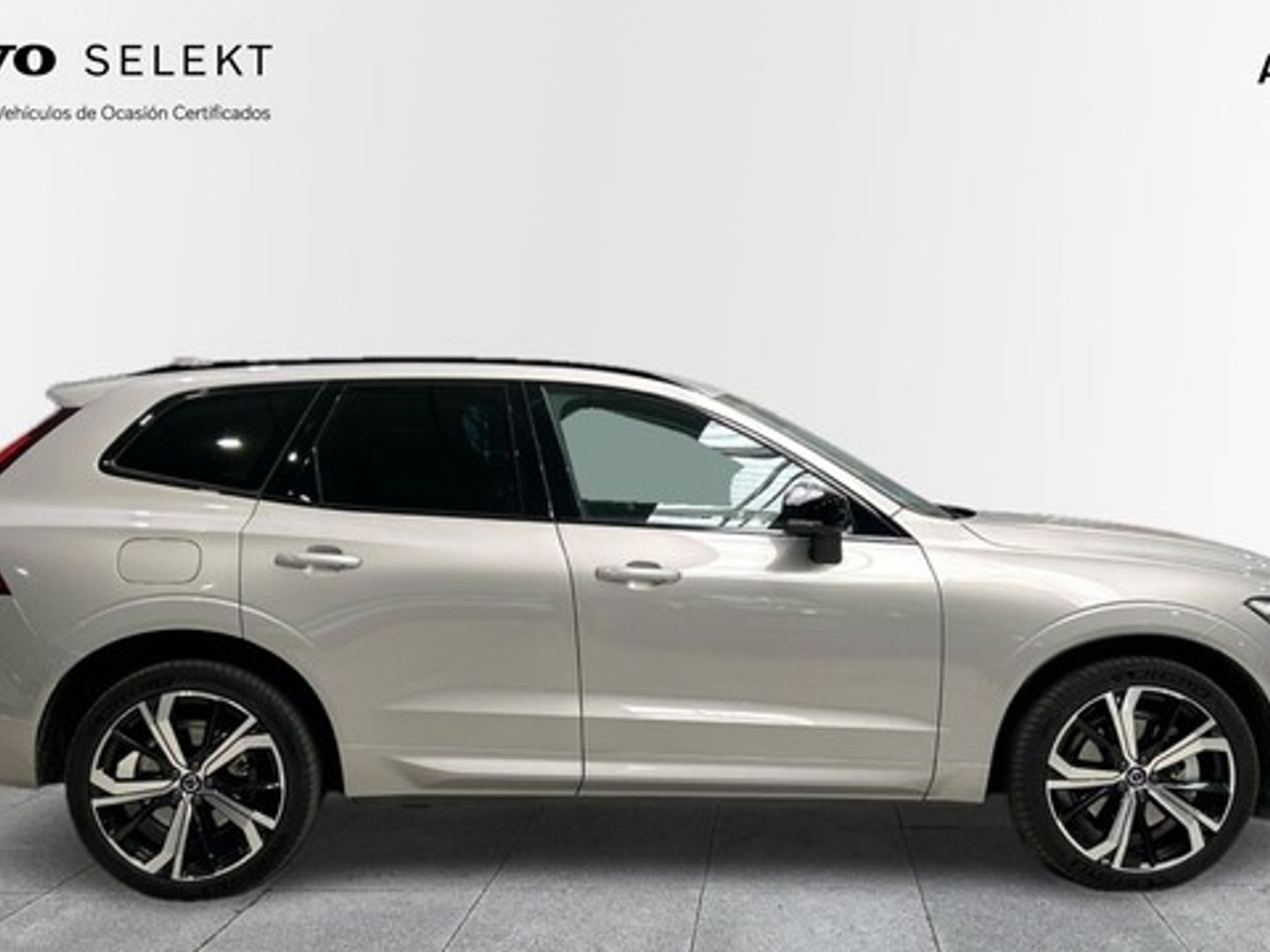 Volvo XC60 T6 Recharge Ultimate Dark AWD Auto 257 kW (350 CV)