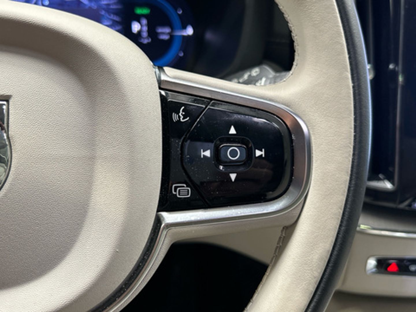 Volvo XC60 T6 Recharge Ultimate Dark AWD Auto 257 kW (350 CV)
