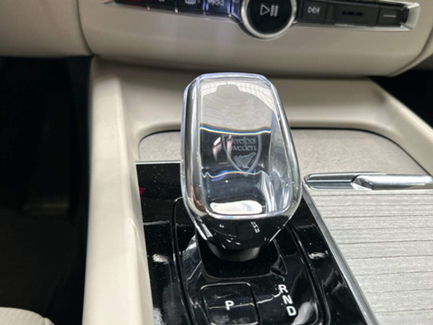 Volvo XC60 T6 Recharge Ultimate Dark AWD Auto 257 kW (350 CV)
