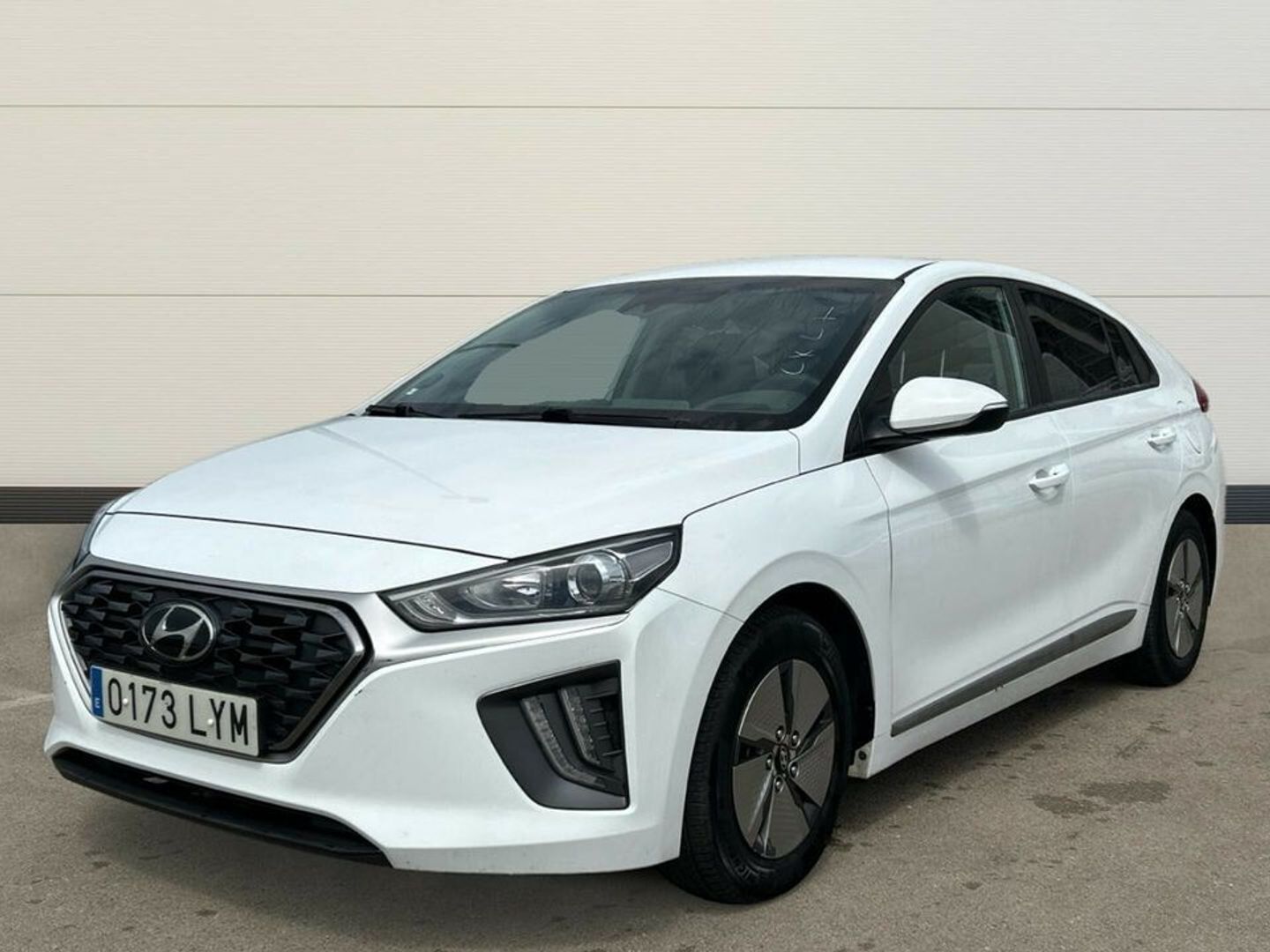 Hyundai Ioniq 1.6 GDI HEV Klass DCT 104 kW (141 CV)