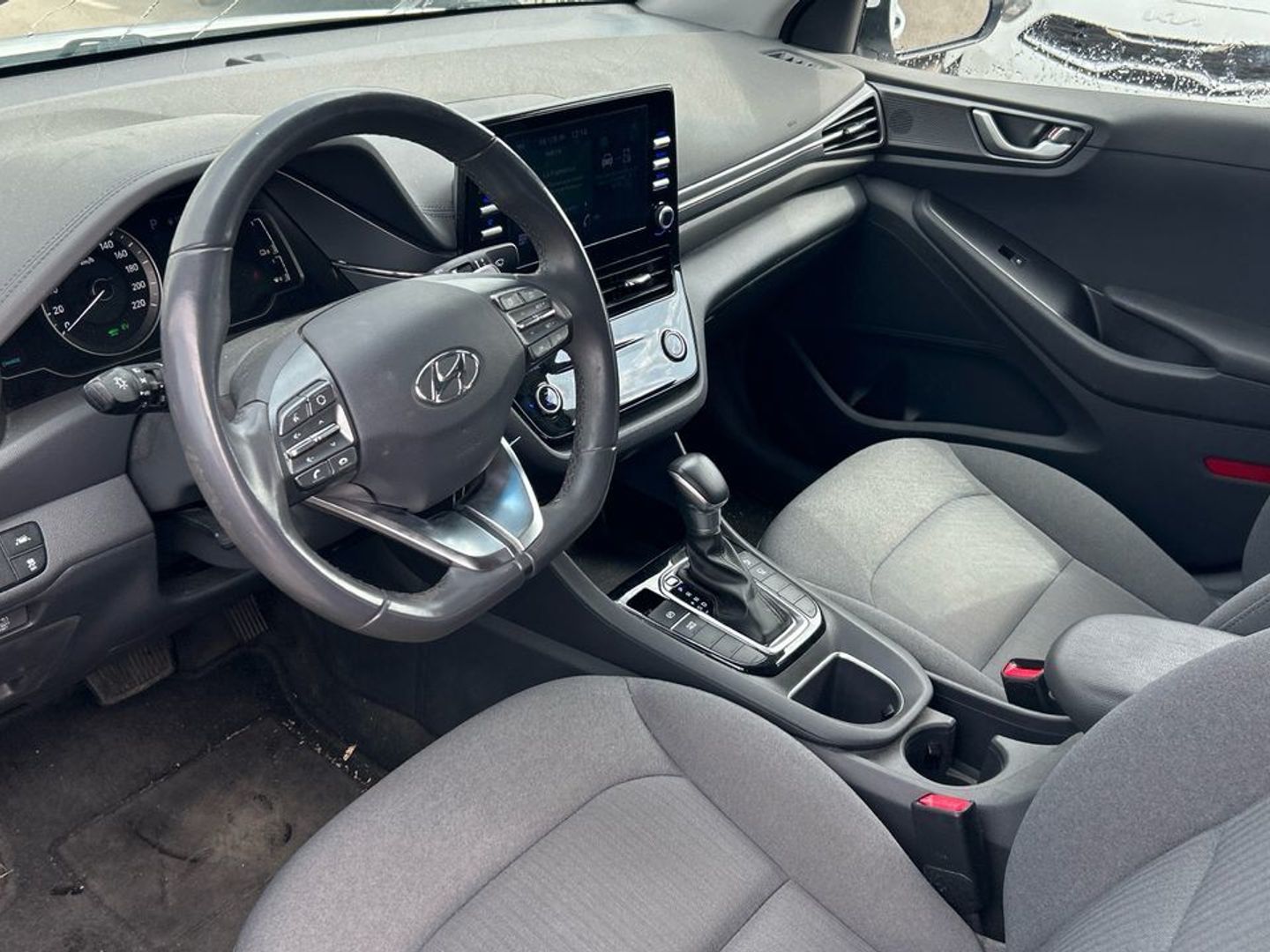 Hyundai Ioniq 1.6 GDI HEV Klass DCT 104 kW (141 CV)