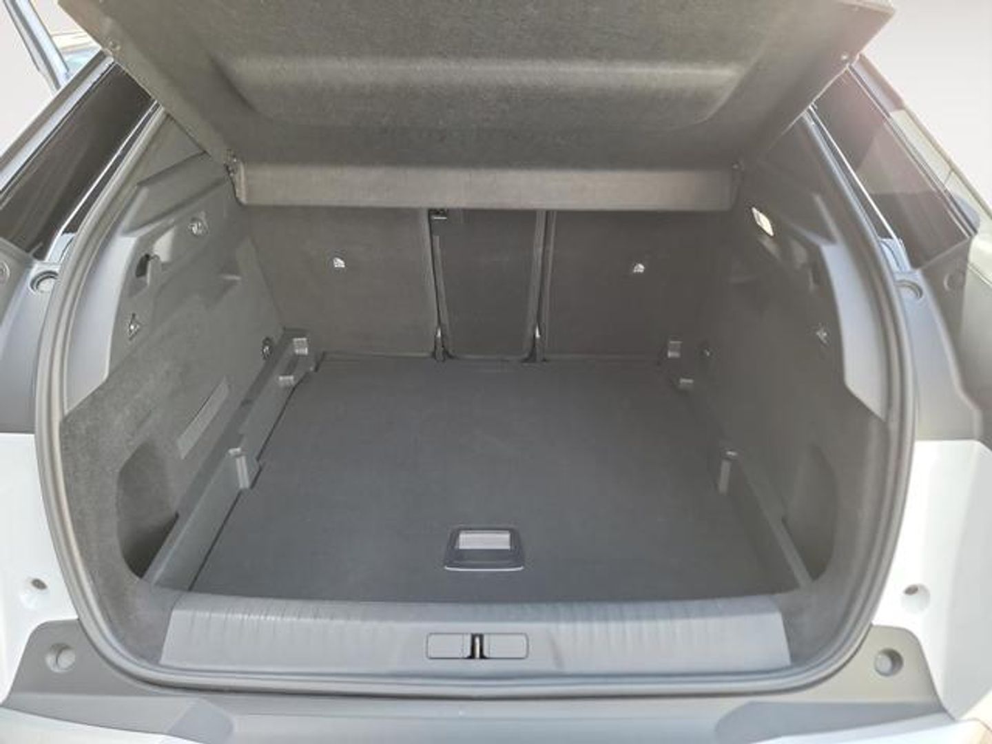 Peugeot 3008 Hybrid 1.2 GT eDCS6 100 kW (136 CV)