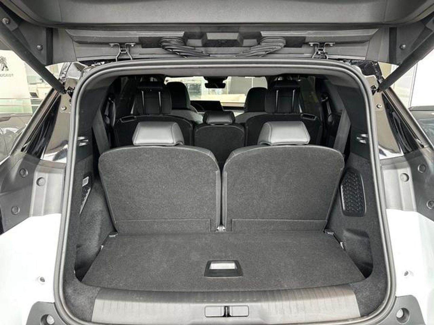 Peugeot 5008 Hybrid 1.2 GT eDCS6 100 kW (136 CV)