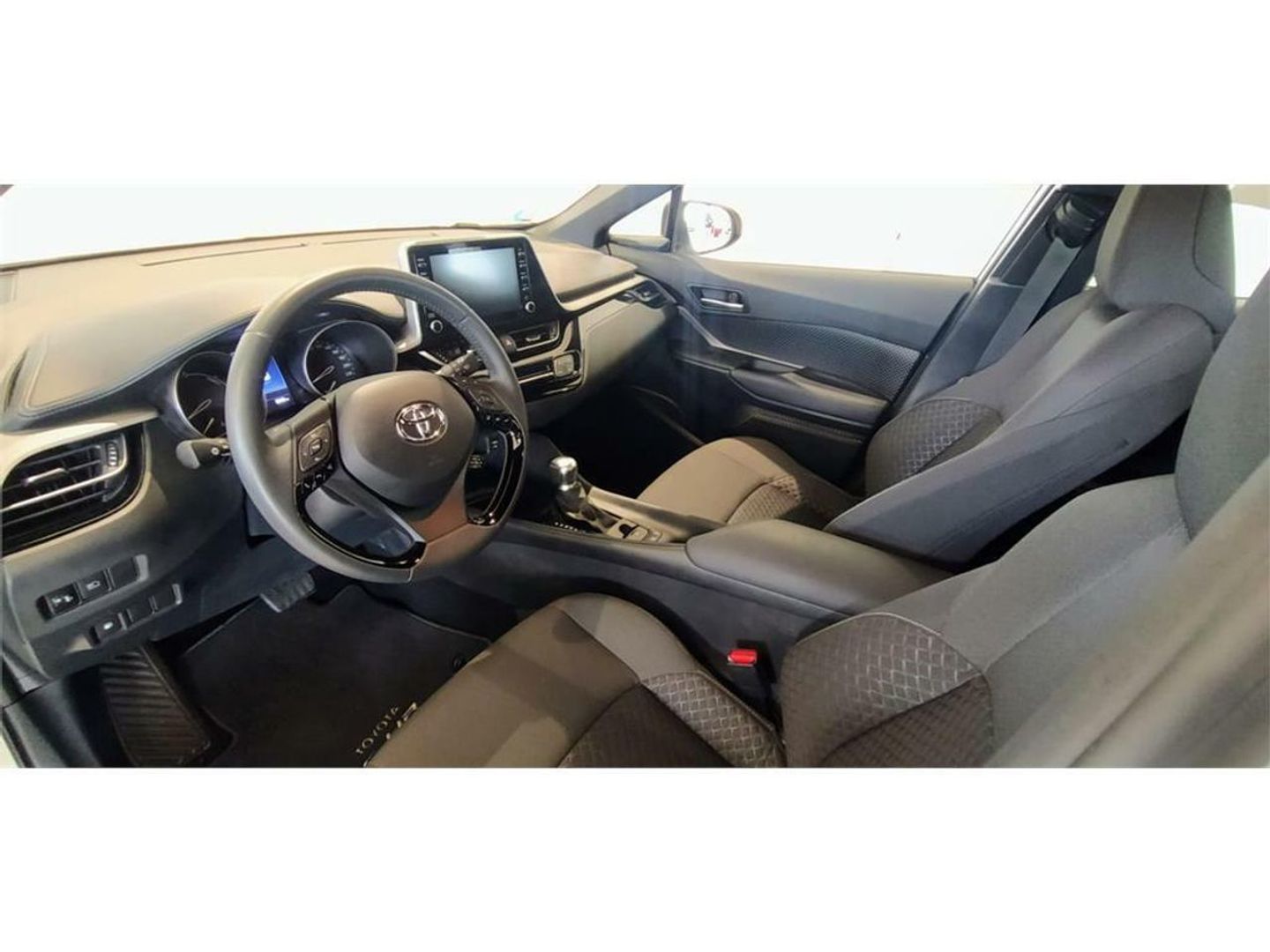 Toyota C-HR 1.8 125H Active 90 kW (122 CV)