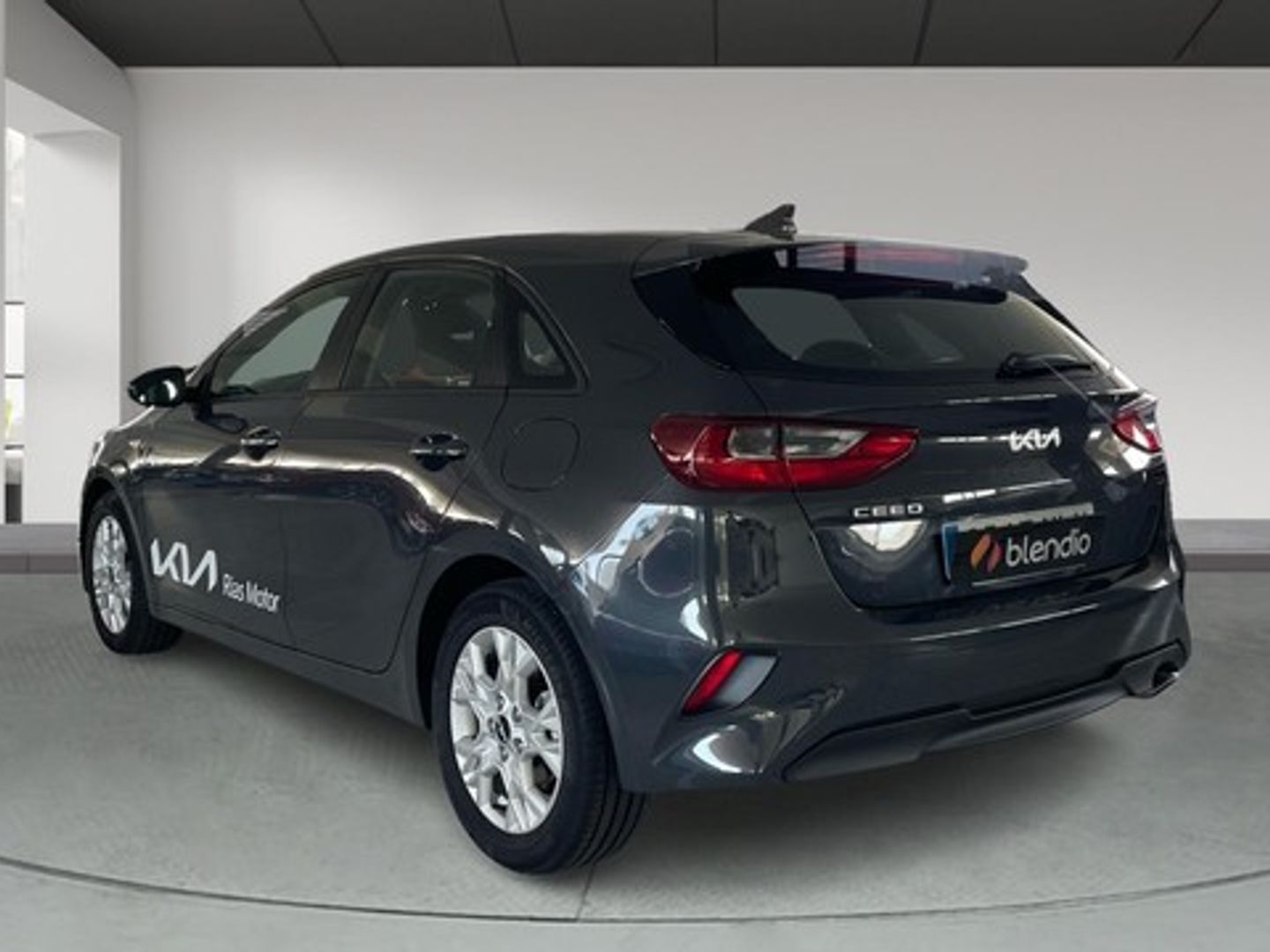Kia Ceed 1.0 T-GDi Concept 88 kW (120 CV)
