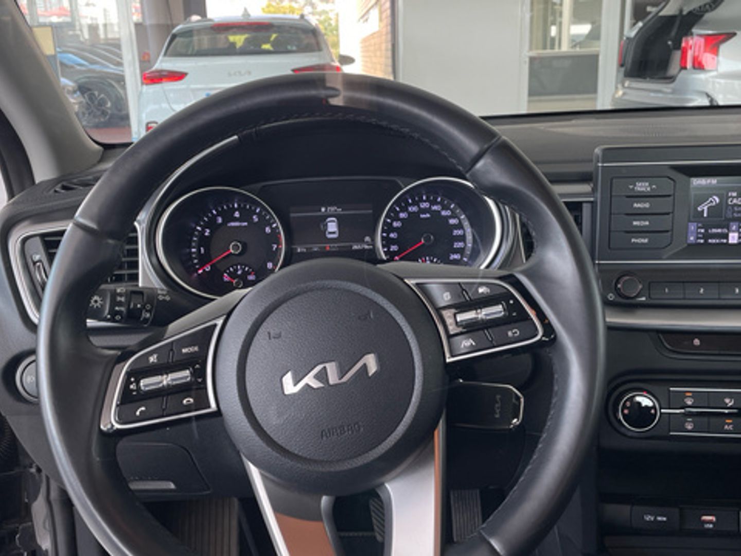 Kia Ceed 1.0 T-GDi Concept 88 kW (120 CV)