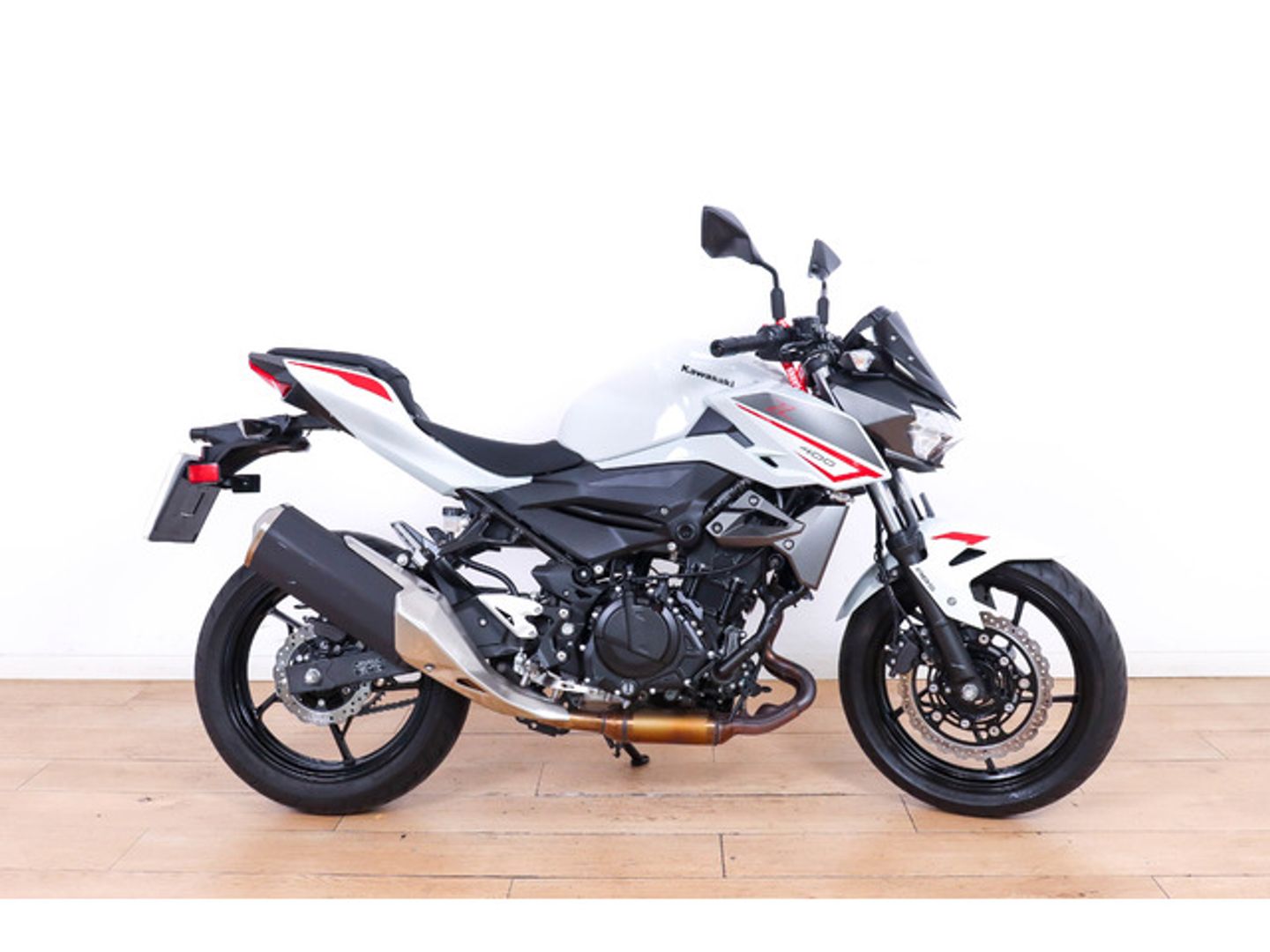 Kawasaki Z400 Negro Motorcycle