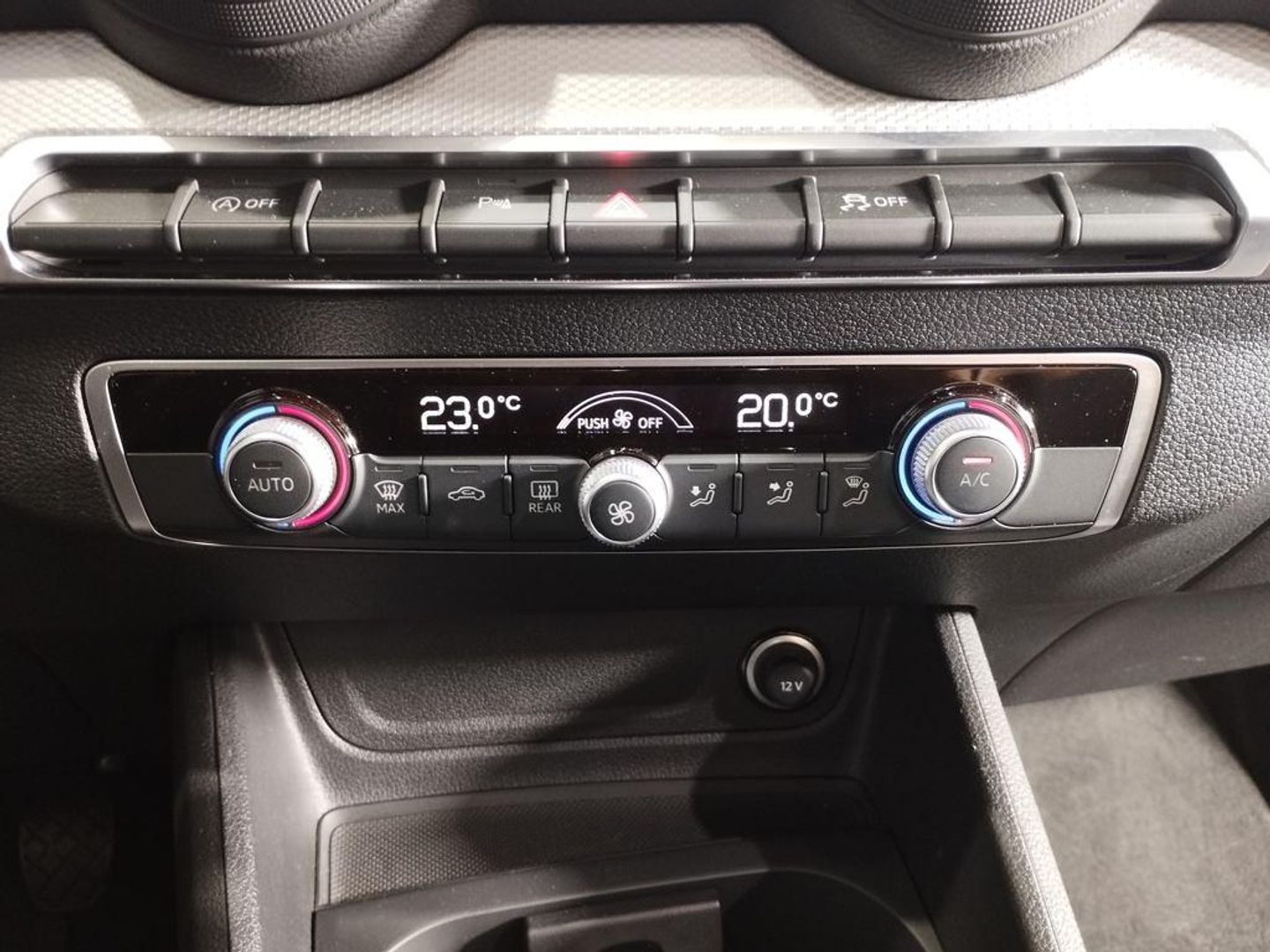 Audi Q2 Advanced 30 TFSI 85 kW (116 CV)