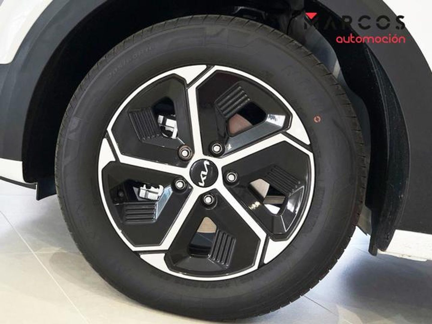 Kia Niro 1.6 GDi HEV Concept 95 kW (129 CV)