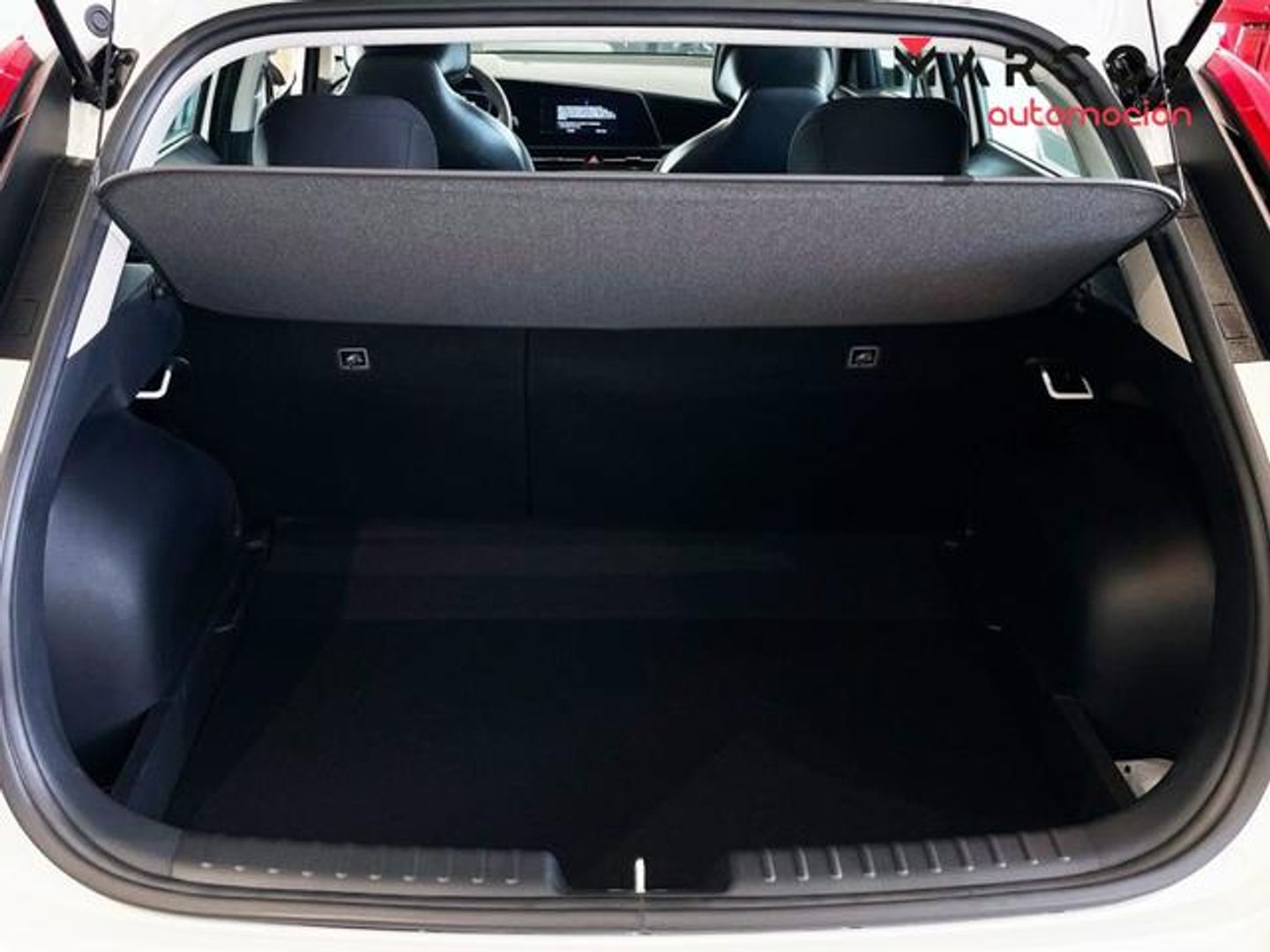 Kia Niro 1.6 GDi HEV Concept 95 kW (129 CV)
